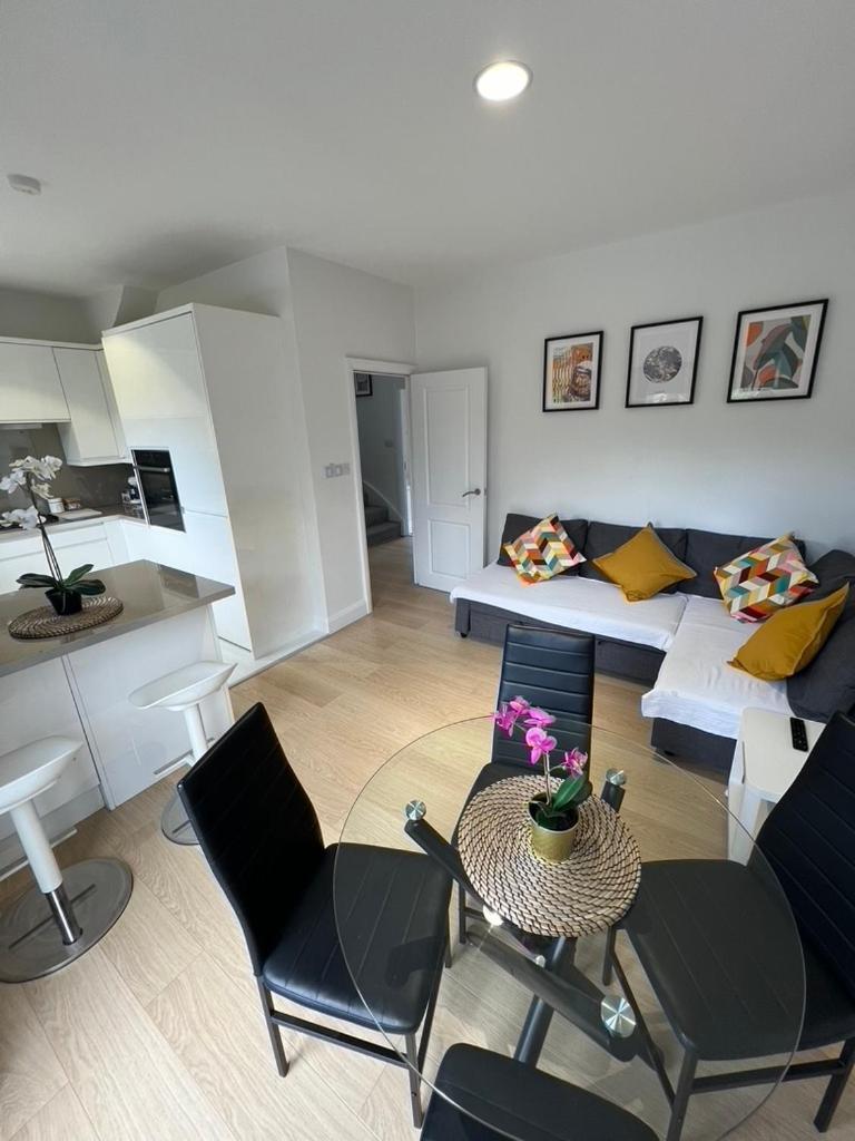 Zenobia London Luxury Apartments Finchley Exterior photo