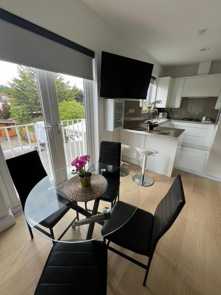 Zenobia London Luxury Apartments Finchley Exterior photo