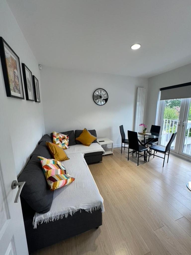 Zenobia London Luxury Apartments Finchley Exterior photo