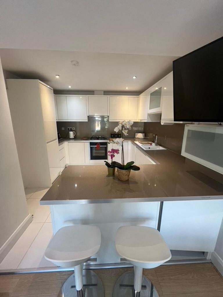 Zenobia London Luxury Apartments Finchley Exterior photo