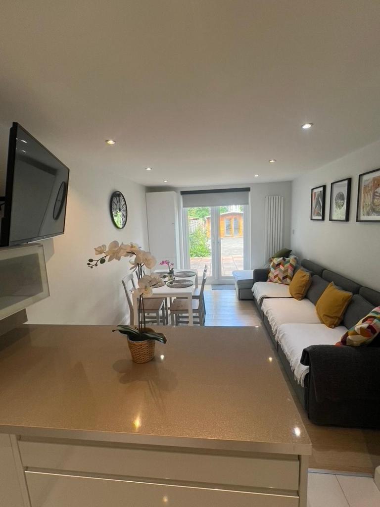 Zenobia London Luxury Apartments Finchley Exterior photo